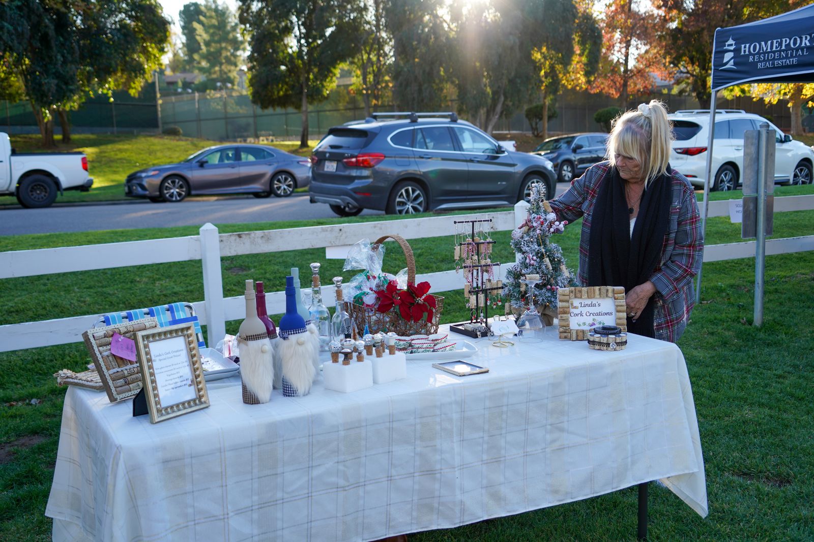 Linda Glessi with Corks Galore at the San Diego Country Estates Holiday at the Ramona Oaks Park